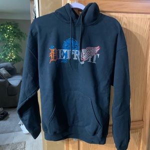 Women’s Detroit Sports Bling Hoodie size Large